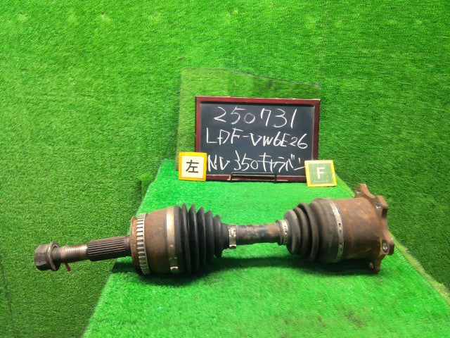 NV350キャラバン 左Ｆドライブシャフト LDF-VW6E26 39100-3XN0A