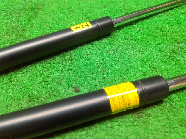 NV350キャラバン バックドアダンパー LDF-VW6E26 90450-3XA3B