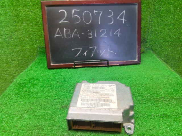 フィアット 500 コントロールユニット ABA-31214