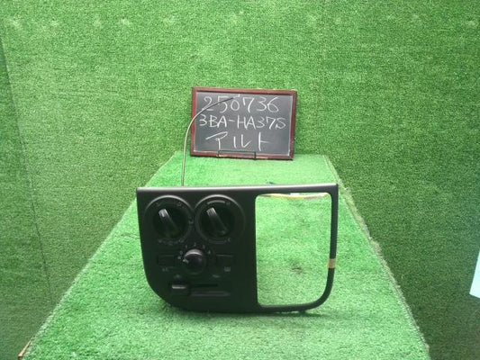 アルト Ａ／Ｃスイッチパネル 3BA-HA37S 74410-74P60-5PK