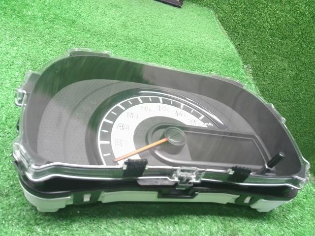 アルト スピードメーター 3BA-HA37S 34102-67T40