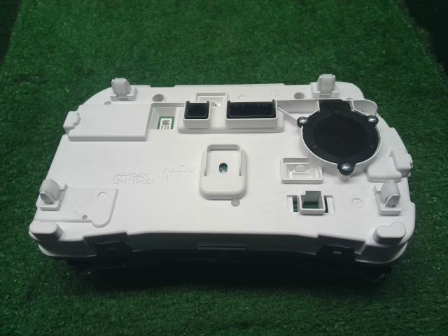 アルト スピードメーター 3BA-HA37S 34102-67T40