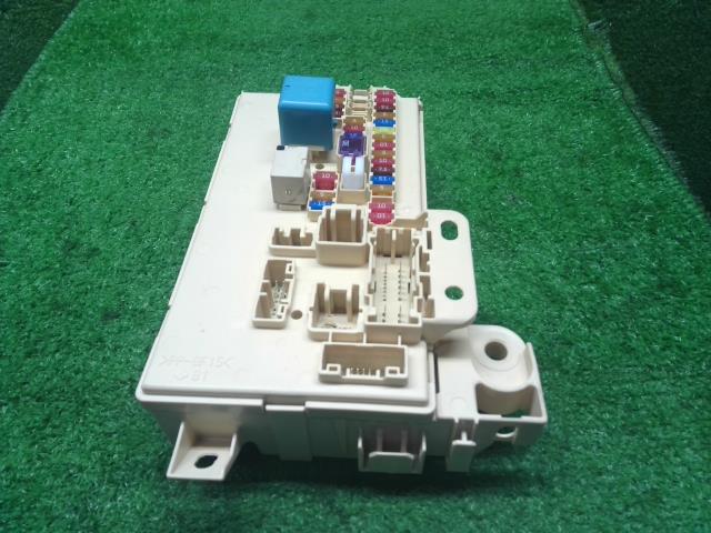 ミライース ヒューズボックス DBA-LA310S 82600-B2410