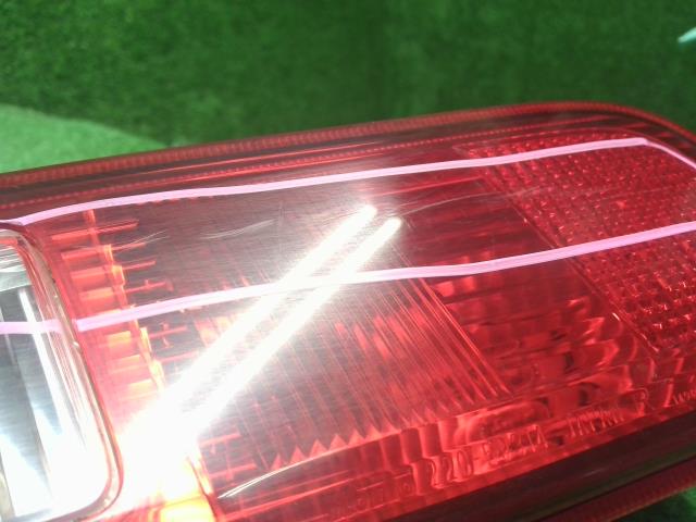アルト 右テールランプ DBA-HA36S 35650-74P01