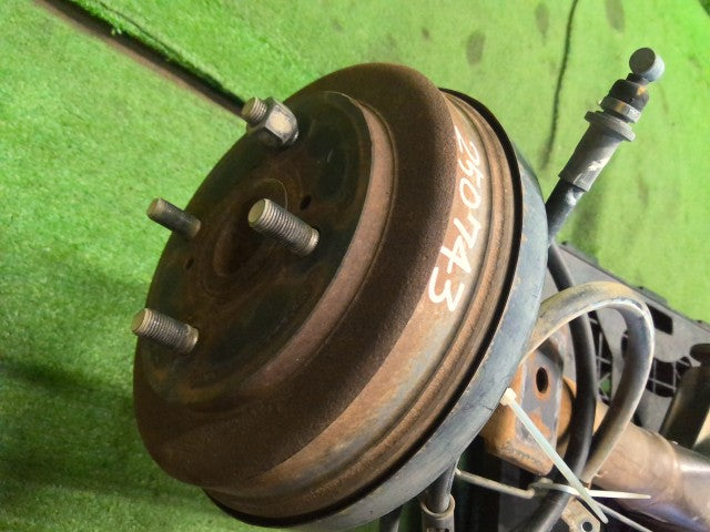 キャリィ ＲアクスルホーシングＡＳＳＹ EBD-DA63T