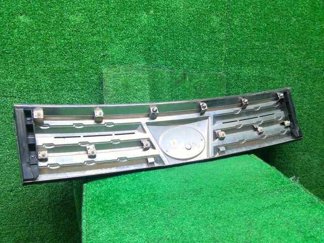 ムーヴ ラジエータグリル DBA-LA150S 53111-B2270