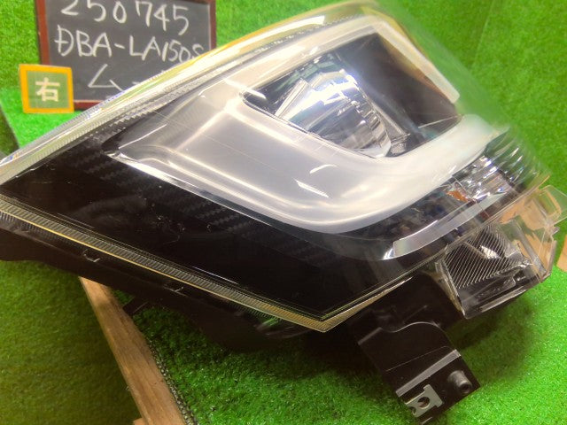 ムーヴ 右ヘッドランプＡＳＳＹ DBA-LA150S 81145-B2060