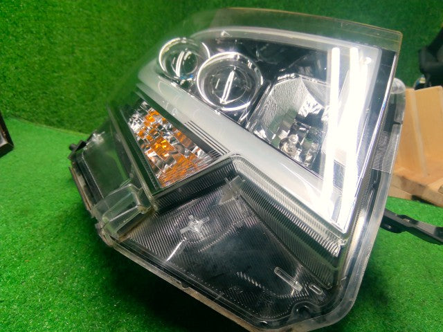 ムーヴ 右ヘッドランプＡＳＳＹ DBA-LA150S 81145-B2060