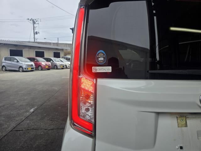 ムーヴ 左テールランプ DBA-LA150S 81561-B2330