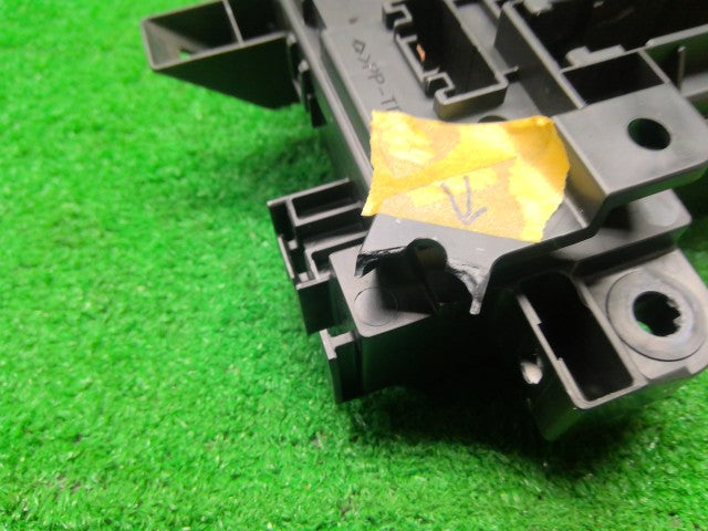 ムーヴ ヒューズボックス DBA-LA150S 82600-B2540