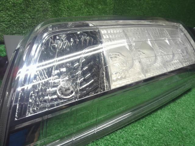 Ｎ－ＷＧＮ 右テールランプ DBA-JH1 33500-T6G-N01