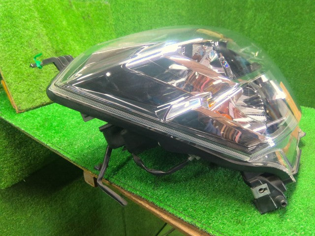 ミライース 右ヘッドランプＡＳＳＹ DBA-LA360S 81130-B2670
