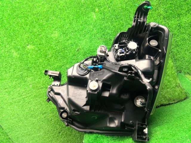 ミライース 右ヘッドランプＡＳＳＹ DBA-LA360S 81130-B2670