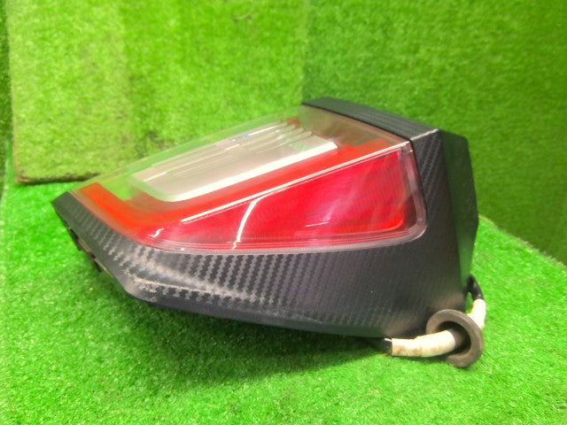 ミライース 右テールランプ DBA-LA360S 81550-B2740