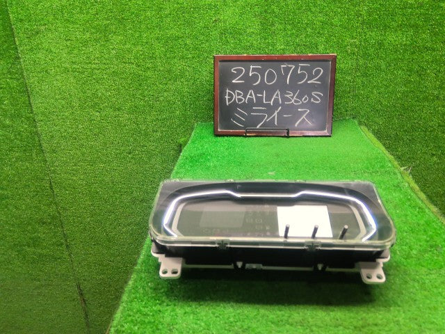 ミライース スピードメーター DBA-LA360S 83800-BA860