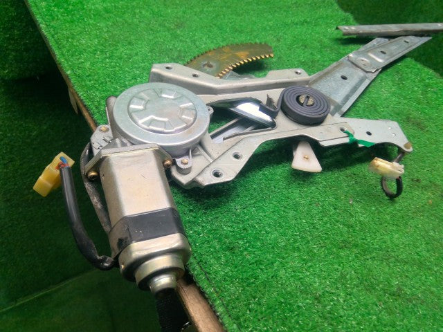 パジェロミニ 右Ｆドアレギュレータ・モーター E-H56A MR157756