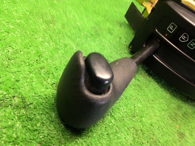 パジェロミニ シフトレバー E-H56A MR232182