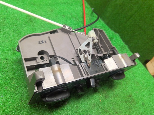 パジェロミニ Ａ／Ｃスイッチパネル E-H56A MR315877