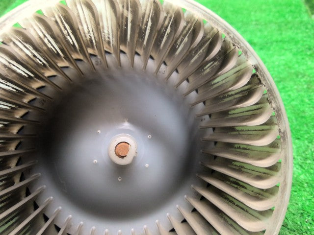 パジェロミニ ヒーターブロアモーター E-H56A MR315394