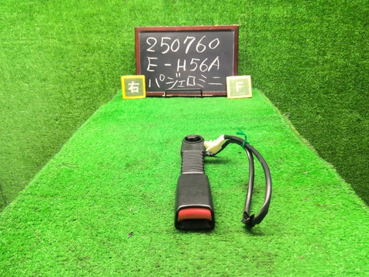 パジェロミニ ドライバーシートベルト E-H56A MR758373