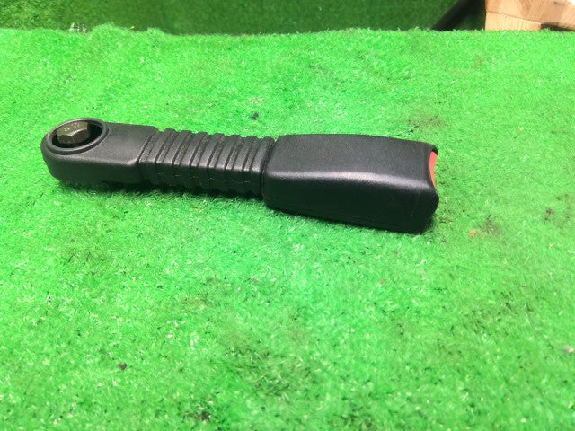 パジェロミニ アシスタントシートベルト E-H56A MR769952
