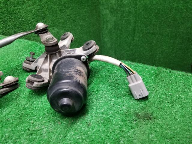 ステラ Ｆワイパーモーター DBA-RN1 86511KG010