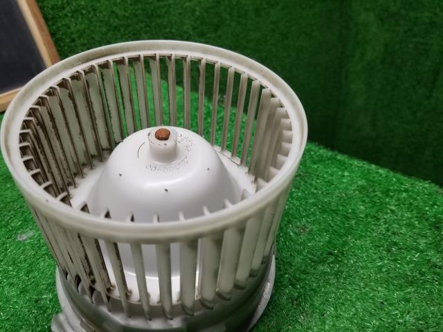 ステラ ヒーターブロアモーター DBA-RN1 72210KG000