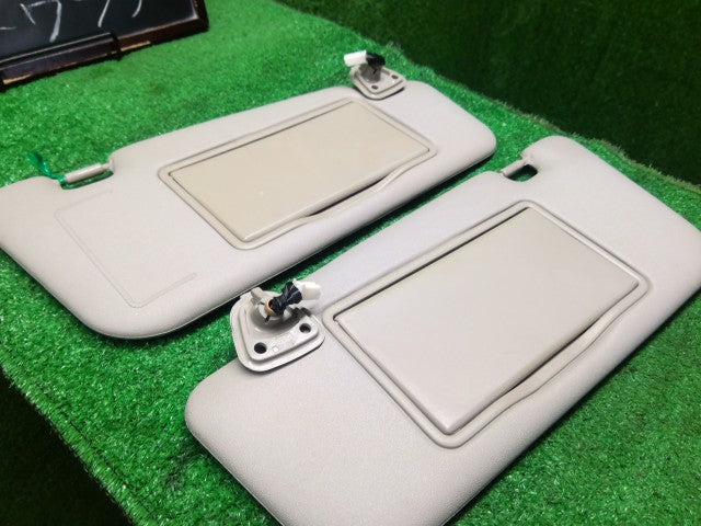 ムーヴラテ サンバイザー CBA-L550S 74310-B2180-080