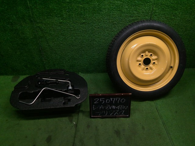 プリウスα タイヤホイールＡＳＳＹ DAA-ZVW41W 42611-12B30