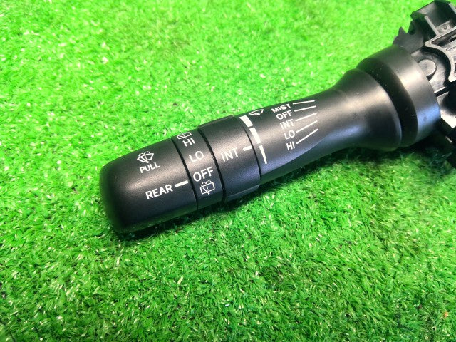 プリウスα ディマースイッチ DAA-ZVW41W 84652-42131