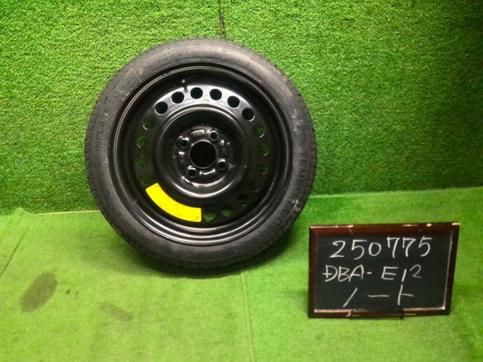 ノート タイヤホイールＡＳＳＹ DBA-E12