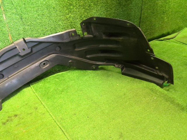 ジムニーシエラ 右Ｆインナーフェンダー 3BA-JB74W 72320-78R00