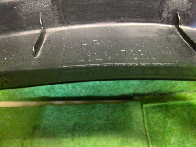 ジムニーシエラ 右Ｆインナーフェンダー 3BA-JB74W 72320-78R00