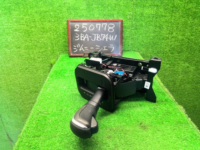 ジムニーシエラ シフトレバー 3BA-JB74W 28100-77R31-HLF