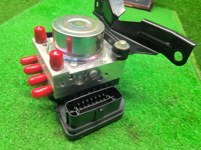 ジムニーシエラ ＡＢＳアクチュエーター 3BA-JB74W 56130-78RJ0
