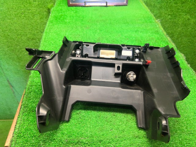 ジムニーシエラ パワーウインドウスイッチ 3BA-JB74W 37595-77R01-BJA