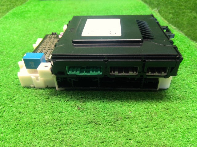 ジムニーシエラ ヒューズボックス 3BA-JB74W 36775-78RD1