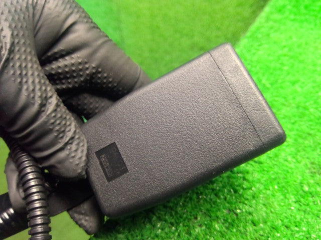 ジムニーシエラ ドライバーシートベルト 3BA-JB74W 84910-77R10