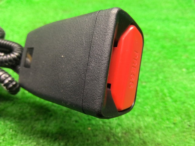 ジムニーシエラ アシスタントシートベルト 3BA-JB74W 84930-77R10