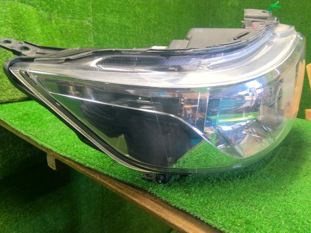 スペーシア 右ヘッドランプＡＳＳＹ DAA-MK42S 35120-70K80
