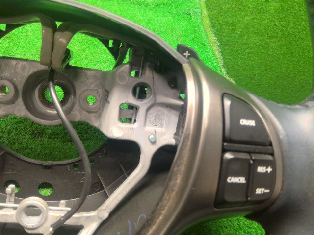 スペーシア ステアリングホイール DAA-MK42S 48110-72MS0-CW5