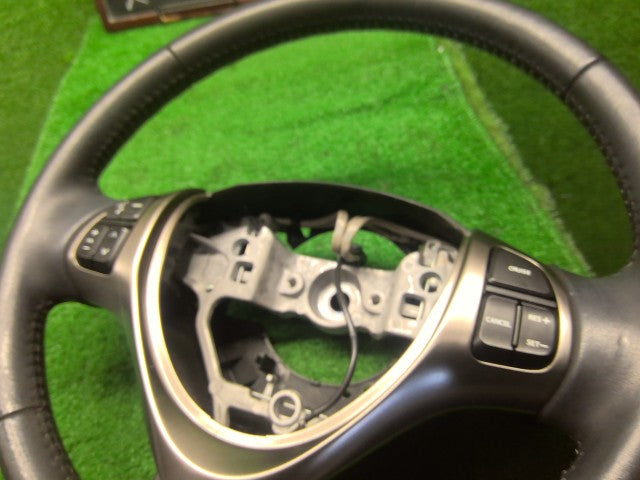 スペーシア ステアリングホイール DAA-MK42S 48110-72MS0-CW5