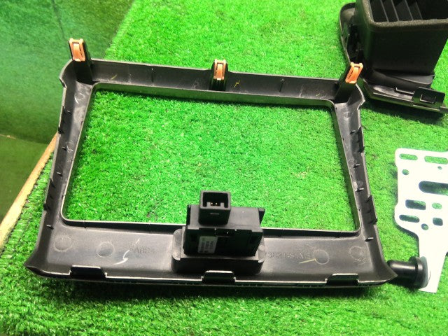 スペーシア オーディオパネル DAA-MK42S 73821-81M30-QDN