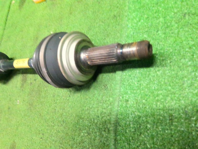 シエンタ 左Ｆドライブシャフト 6AA-NHP170G 43420-52250