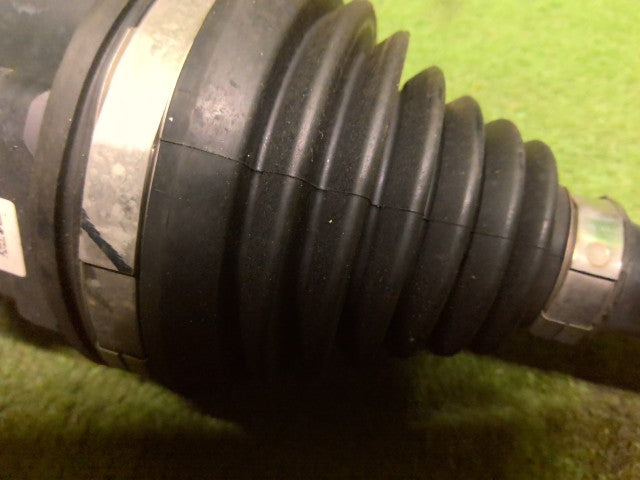 シエンタ 左Ｆドライブシャフト 6AA-NHP170G 43420-52250