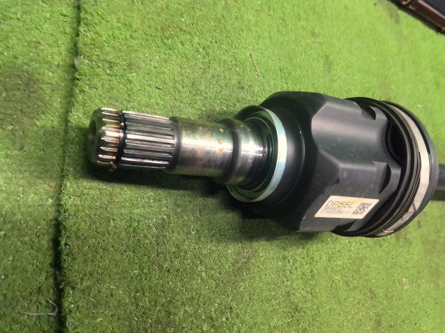 シエンタ 左Ｆドライブシャフト 6AA-NHP170G 43420-52250