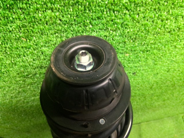 シエンタ 左ＦストラットＡＳＳＹ 6AA-NHP170G 48520-52E80