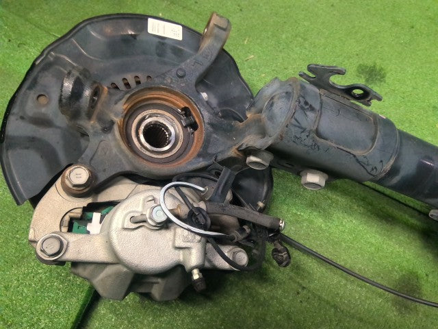 シエンタ 左ＦストラットＡＳＳＹ 6AA-NHP170G 48520-52E80