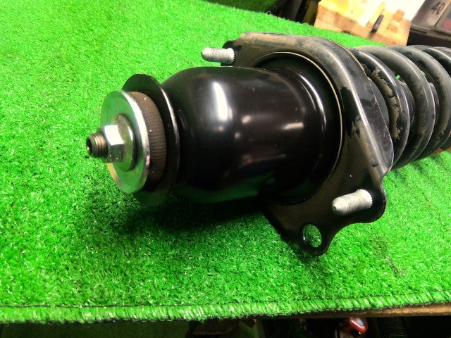 シエンタ 左Ｒストラット 6AA-NHP170G 48530-52P90