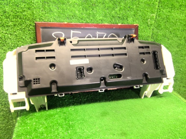 シエンタ スピードメーター 6AA-NHP170G 83800-5CQ71